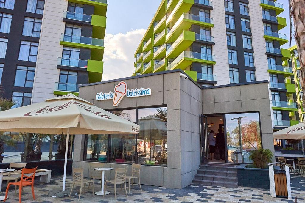 Rusty Sands Apt Spa N Pools Beach Resort Năvodari Exterior foto